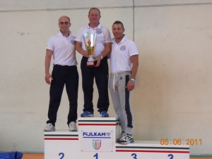 Tre insegnanti e un trofeo!